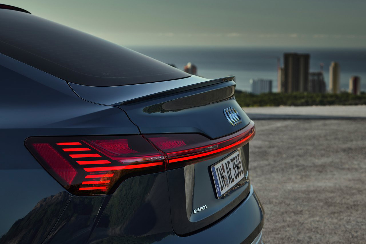 아우디, 전기 SUV e-트론 콰트로와 e-트론 스포트백 콰트로 동시 출시 < 자동차 < 기사본문 - 오토트리뷴