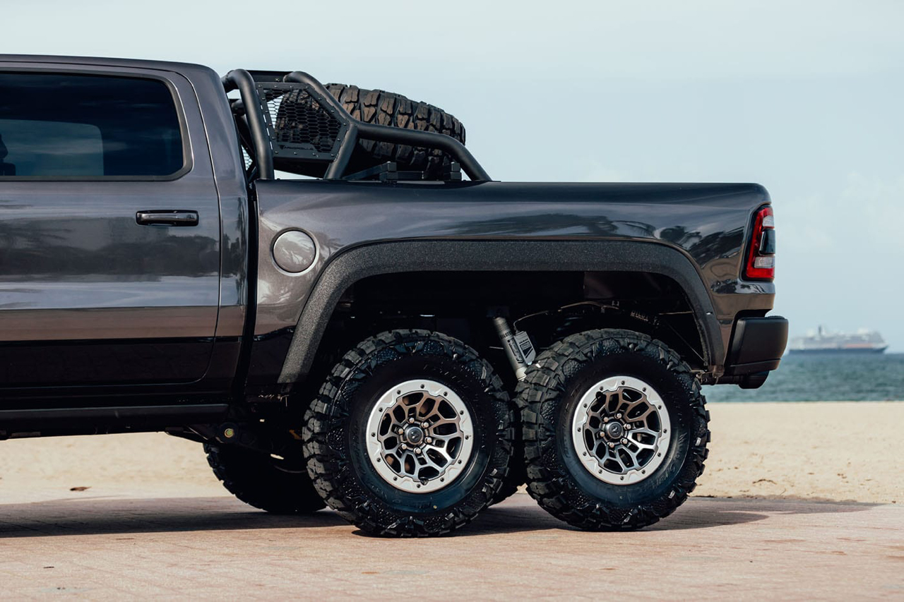 램 1500 TRX 6X6 공개, 가격은 2억 8,800만 원 < 자동차 < 기사본문 - 오토트리뷴