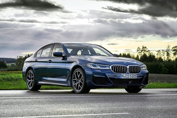 "1등 벤츠 잡고 싶어 난리".. BMW의 6월 프로모션, 최대 할인 금액은?