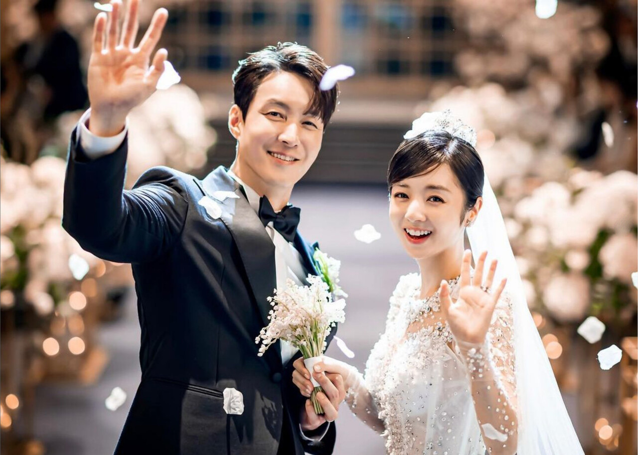 “18살 연하 아내의 운전 ”… 배우 심형탁 아내 사야, 그녀가 인정한 국산 세단은?