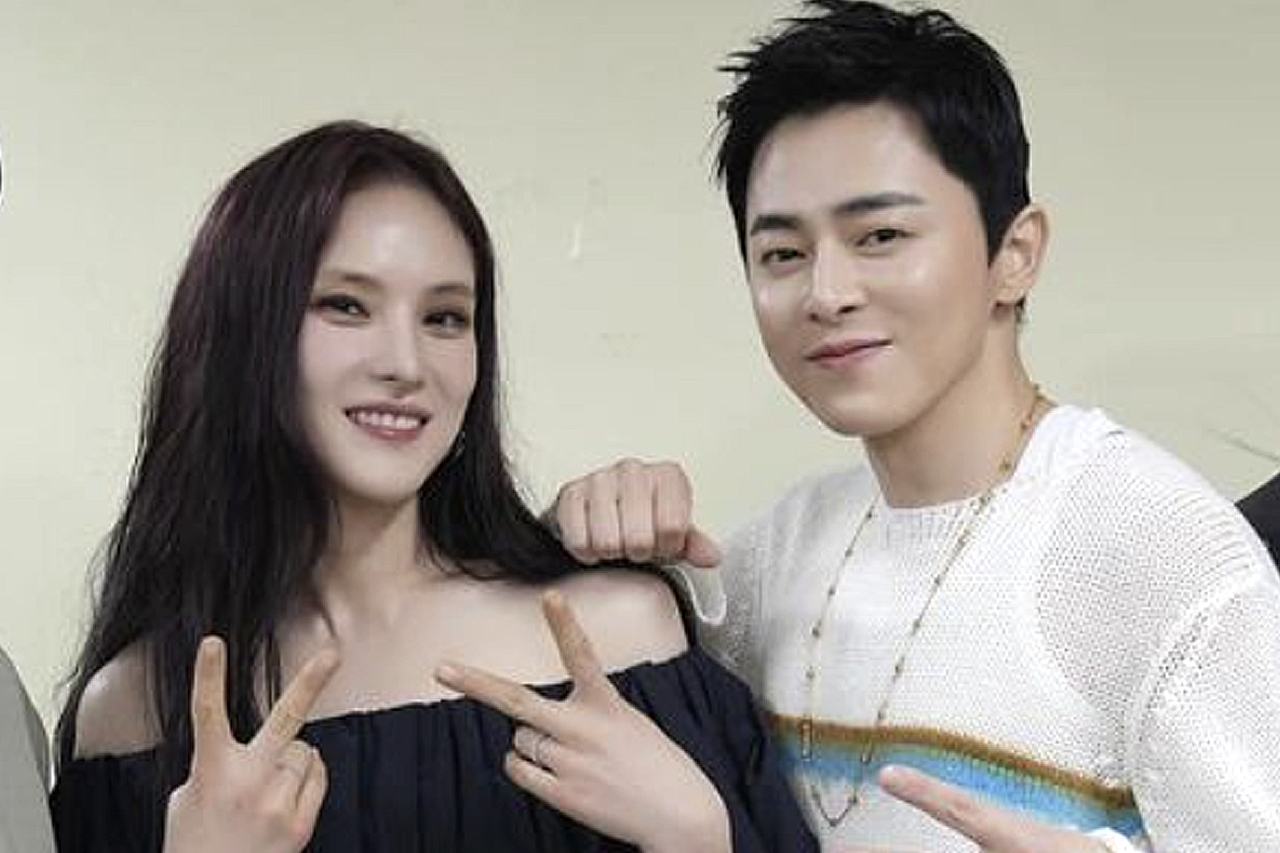 손 꼽아 기다린 소식"… 조정석♥거미, 결혼 7년 만에 축하 쏟아지는 근황은? < 연예 < 기사본문 - 오토트리뷴