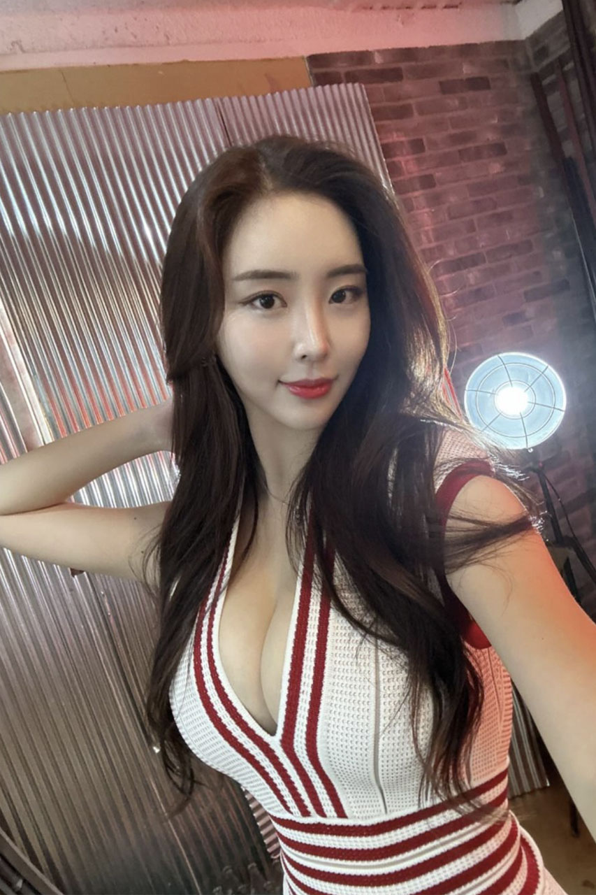 포토] 채련, 한 장에 담을 수 없는 美 친 볼륨 < 연예 < 포토/영상 < 기사본문 - 오토트리뷴