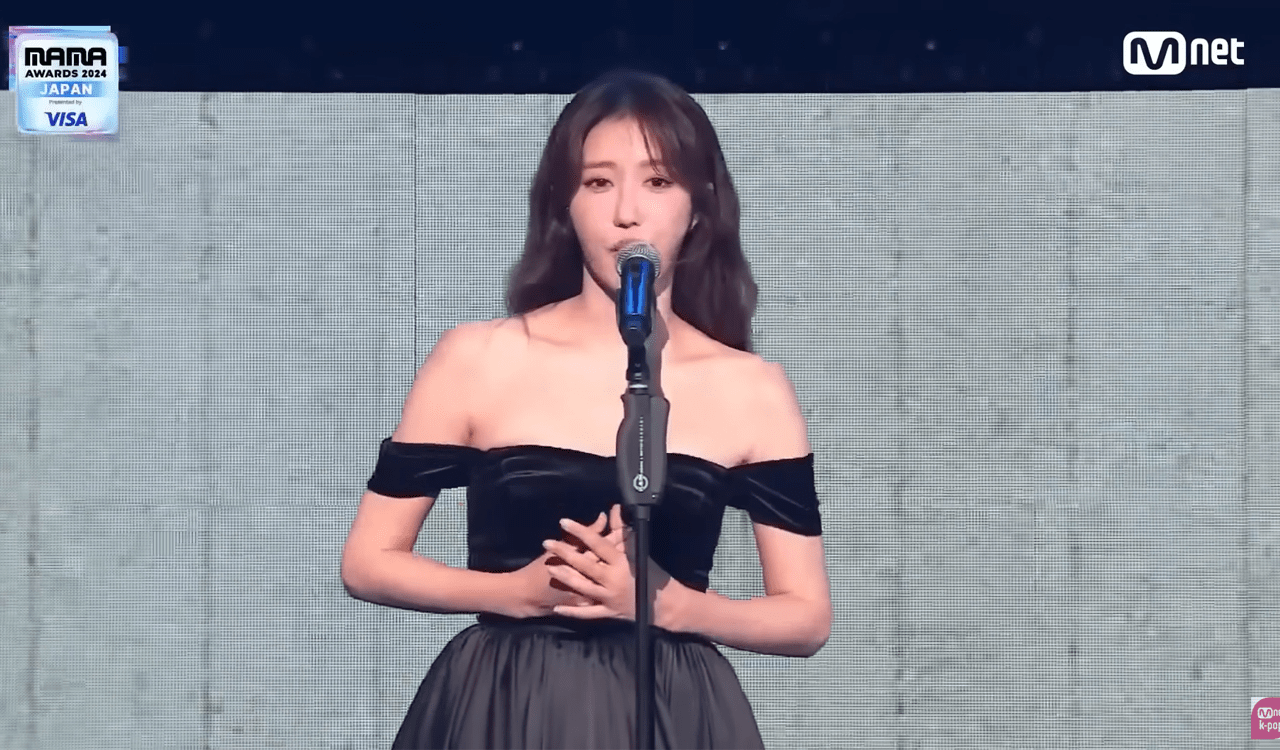 이지아, MAMA 무대서 파격 변신...