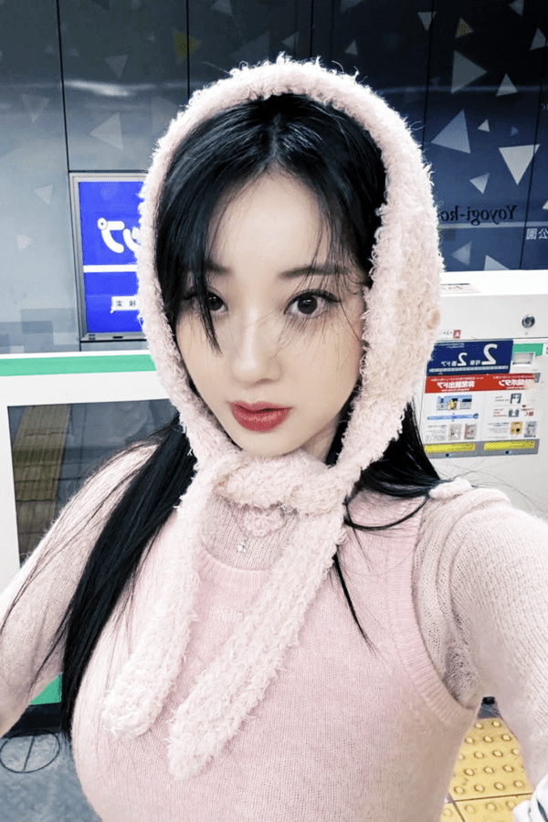 [포토] 경리, 겨울 여신의 러블리한 니트 패션