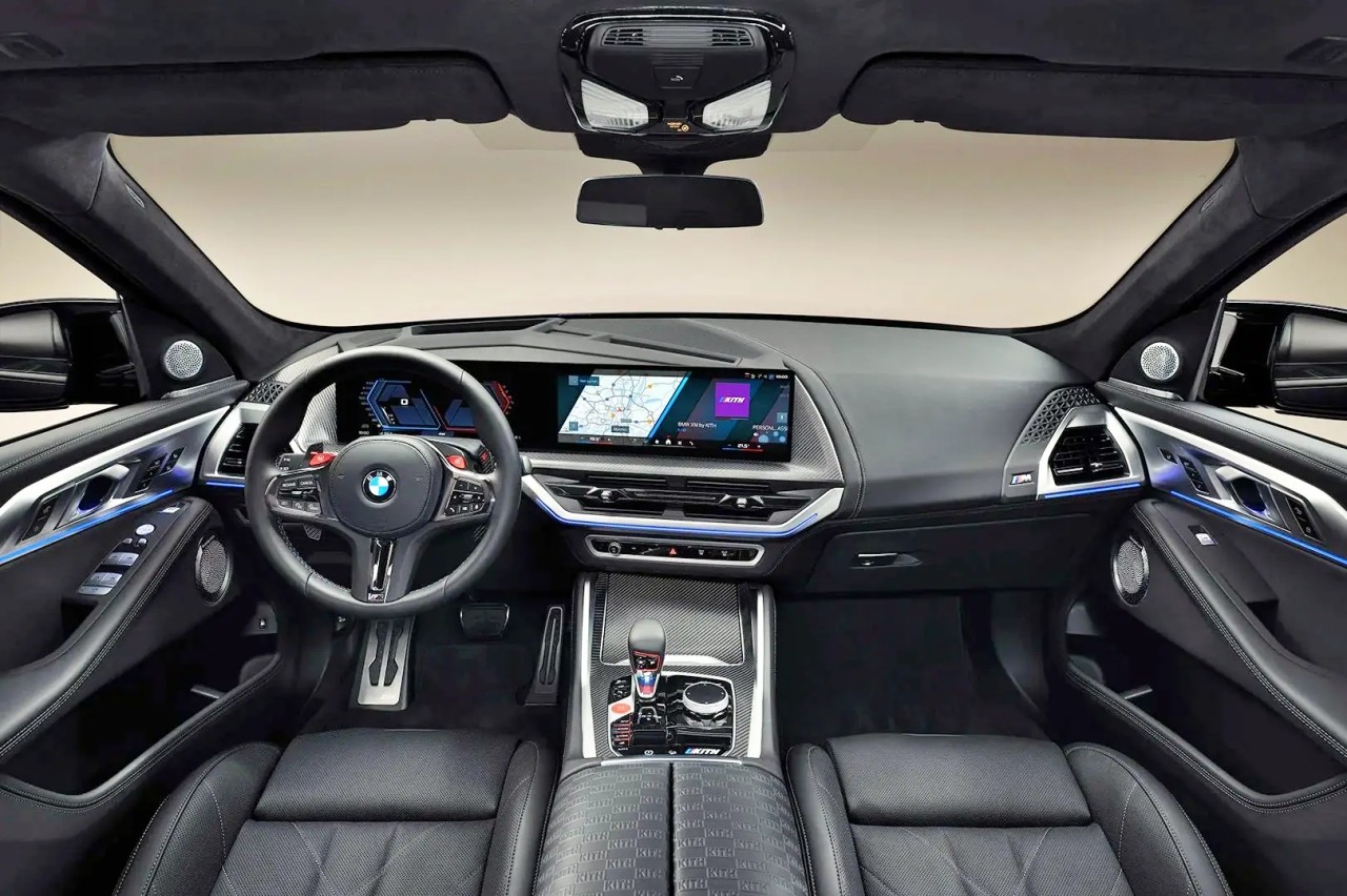 "키스를 부르는 차"... 전 세계 하나뿐인 BMW, 국내 전시