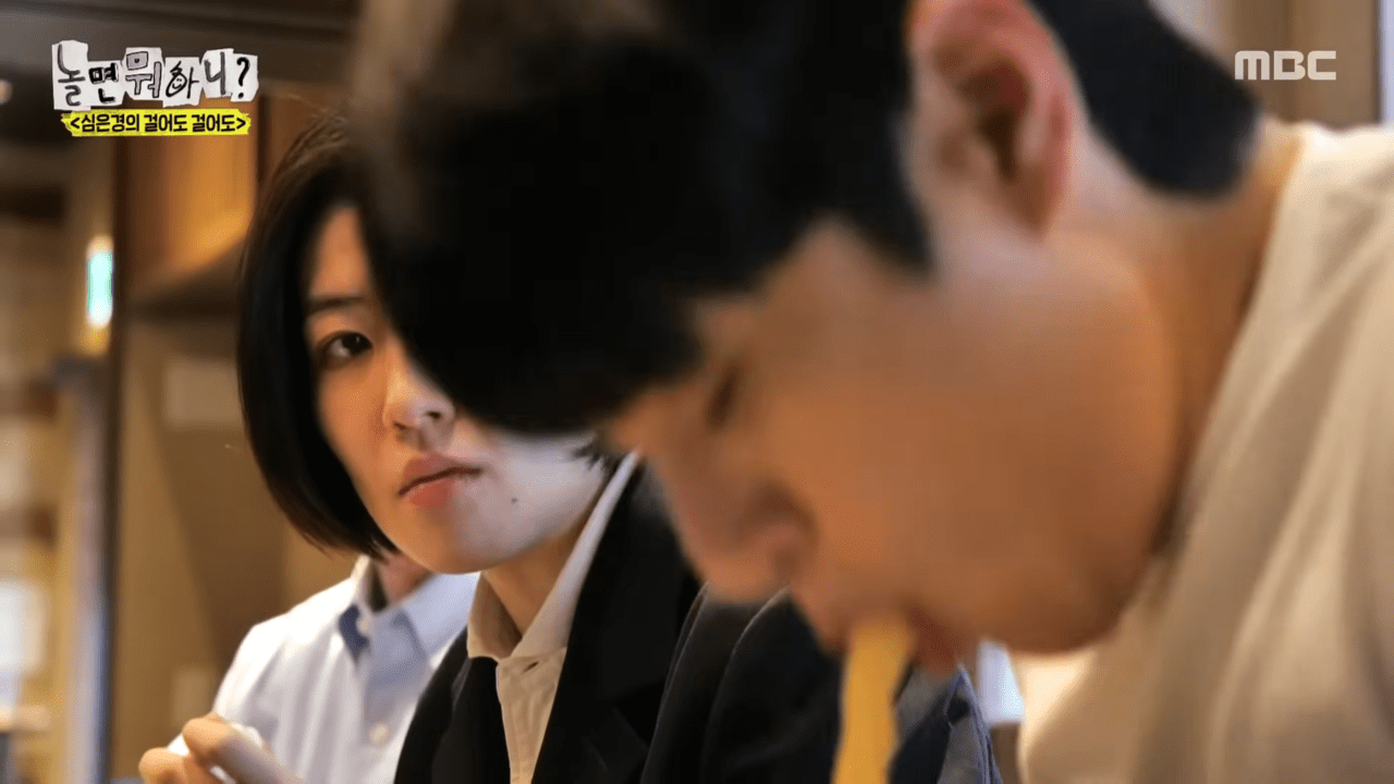 면치기 논란과 관련해 억울함을 토로한 이이경의 당시 방송 장면 /사진=유튜브 'MBCentertainment'