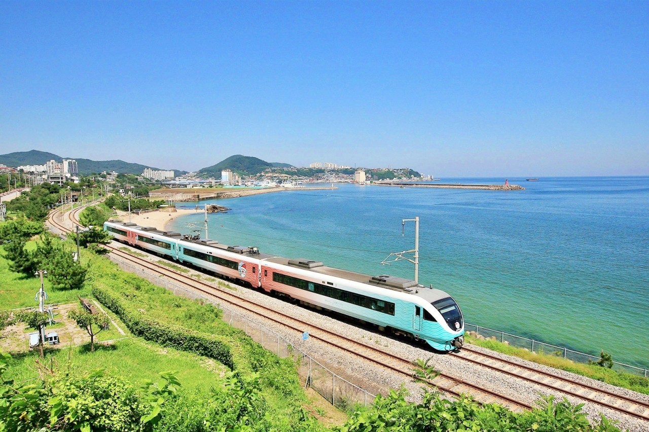 참고사진, 동해산타열차 /사진=코레일