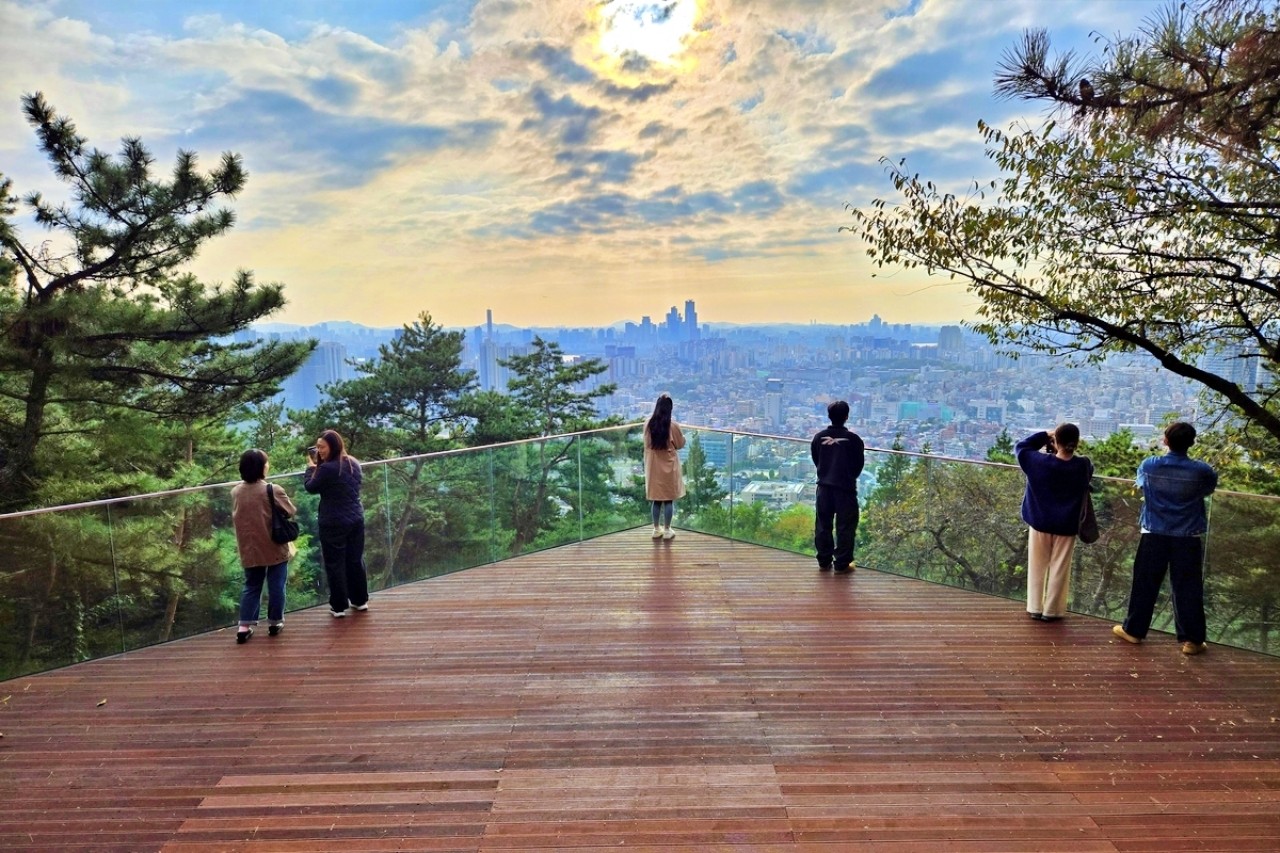 남산 하늘숲길 노을전망대 /사진=서울특별시청