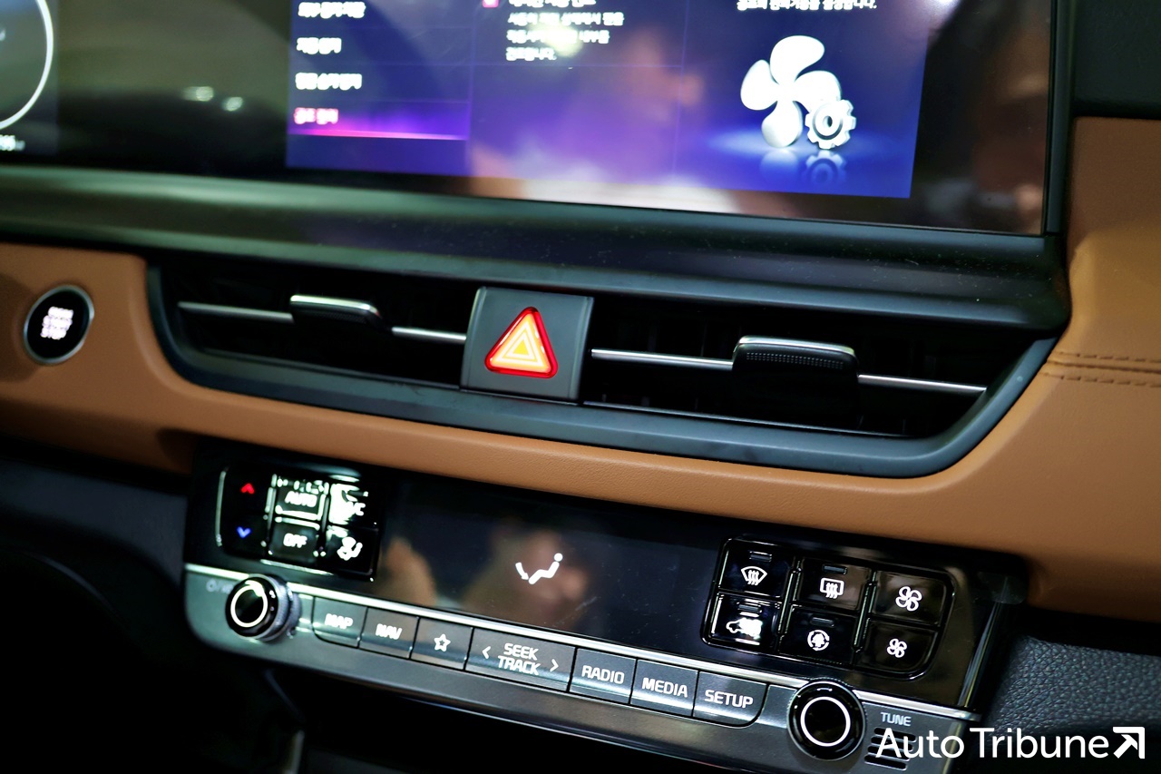 메르세데스-벤츠는 차량 속도감을 탑승자에게 전하기 위해 송풍구를 활용했다. 사진 속 차는 기아 셀토스. /사진=김동민 기자