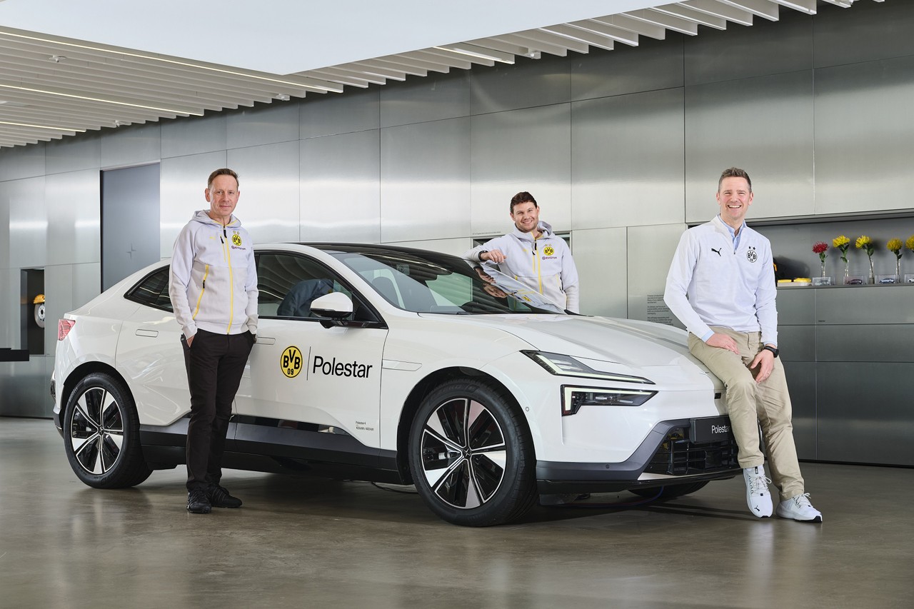 "도르트문트 레전드의 발로 낙점"... 폴스타, BVB 내한에 '폴스타 4' 지원