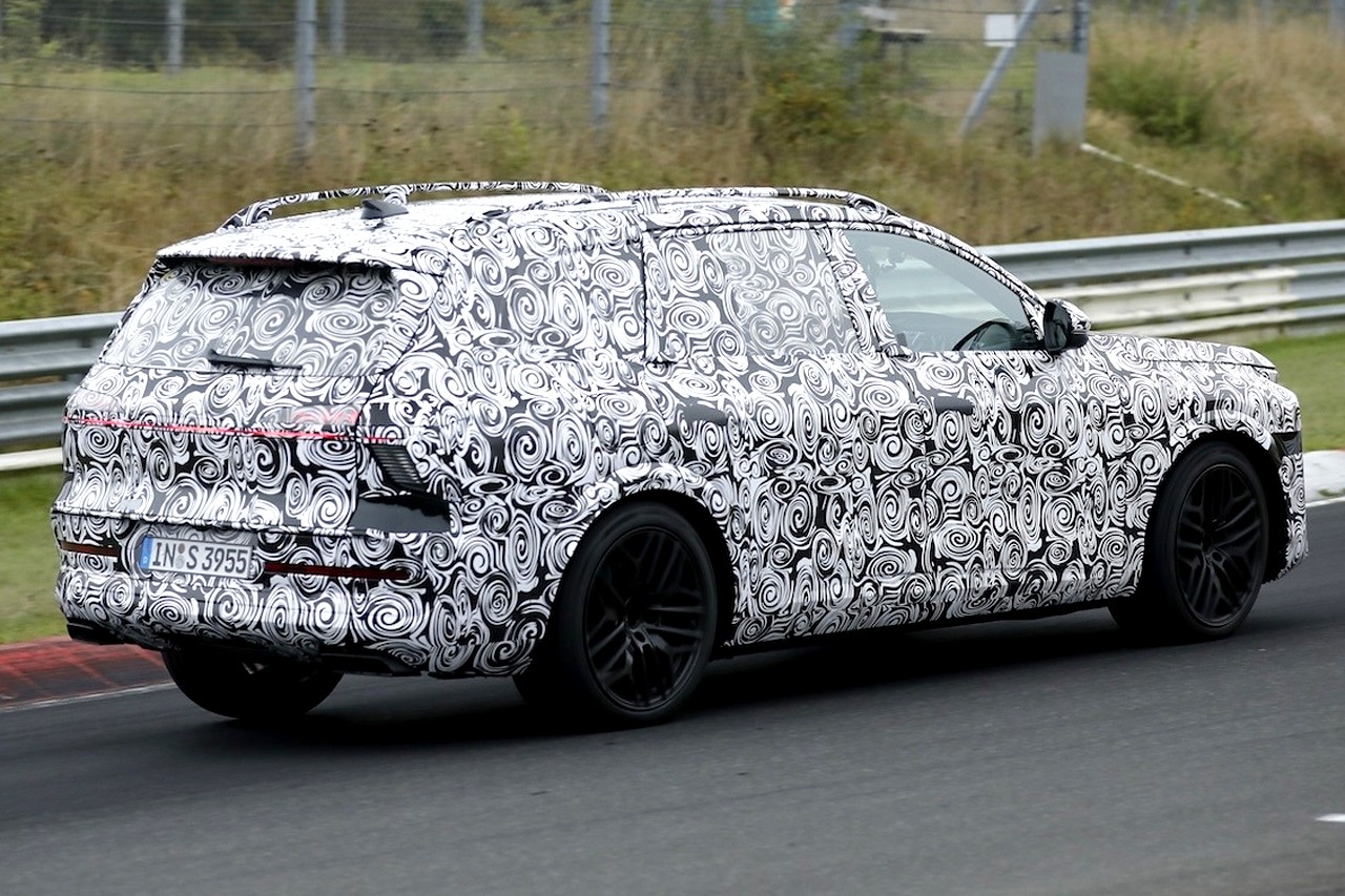 아우디 Q9 스파이샷 /사진=리스폰스