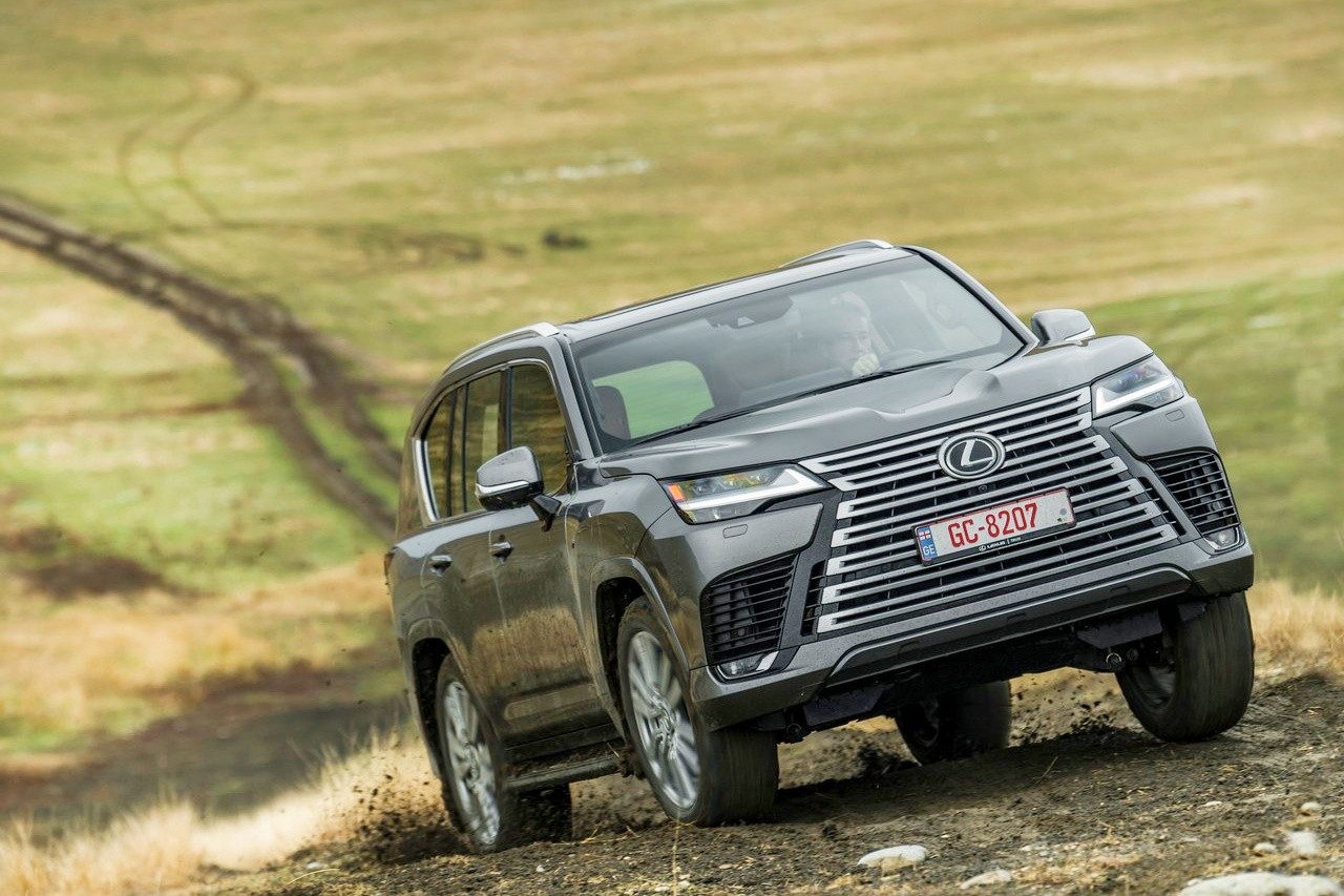 LX 700h /사진=렉서스