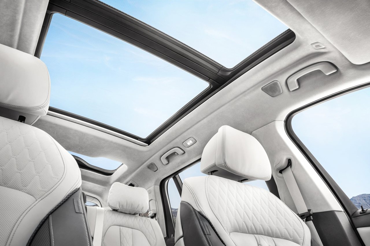 X7 파노라마 글라스 루프 라운지 /사진=BMW