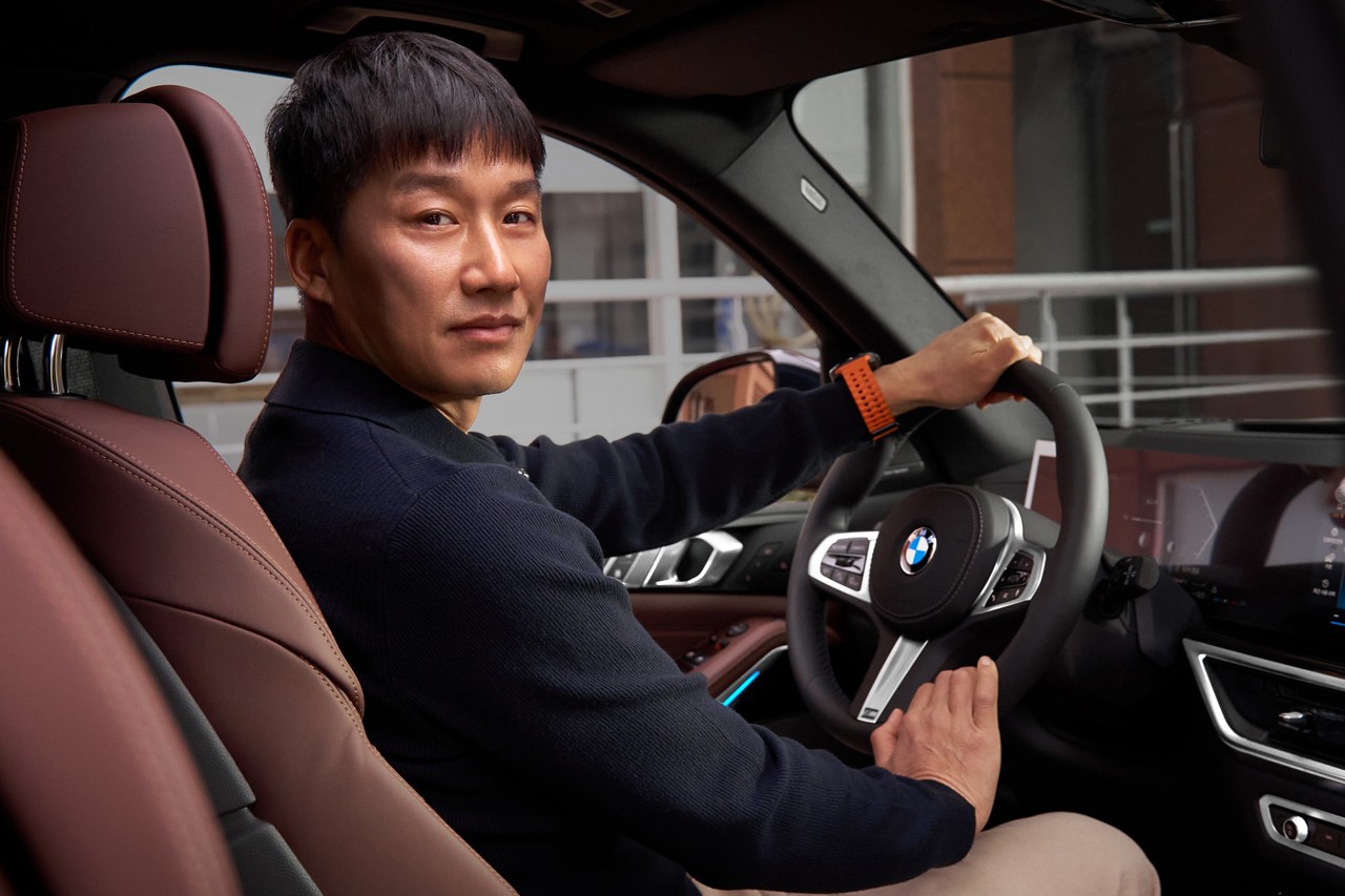 "K리그1 승격 조준"... BMW X5, 부산 레전드 이정효의 새 발로 함께 뛴다