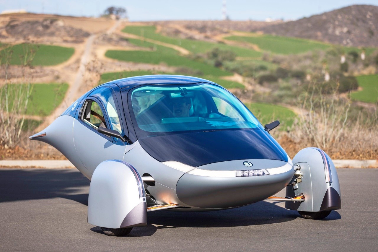 LG에너지솔루션의 2170 원통형 배터리가 탑재되는 태양광 전기차 앱테라 /사진=LG에너지솔루션