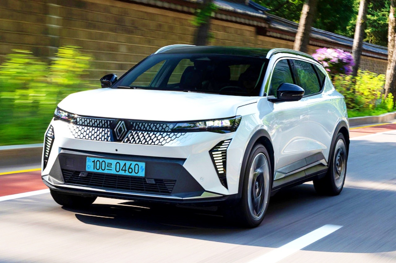"충전 스트레스 끝낸다"... 르노, 1400km 달리는 획기적인 전기차 예고
