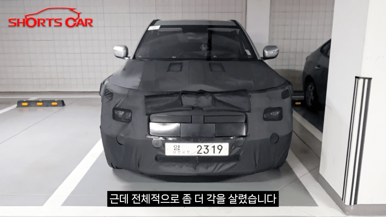 현대 코나 풀체인지로 추정되는 테스트카 /사진=유튜브 '숏카'