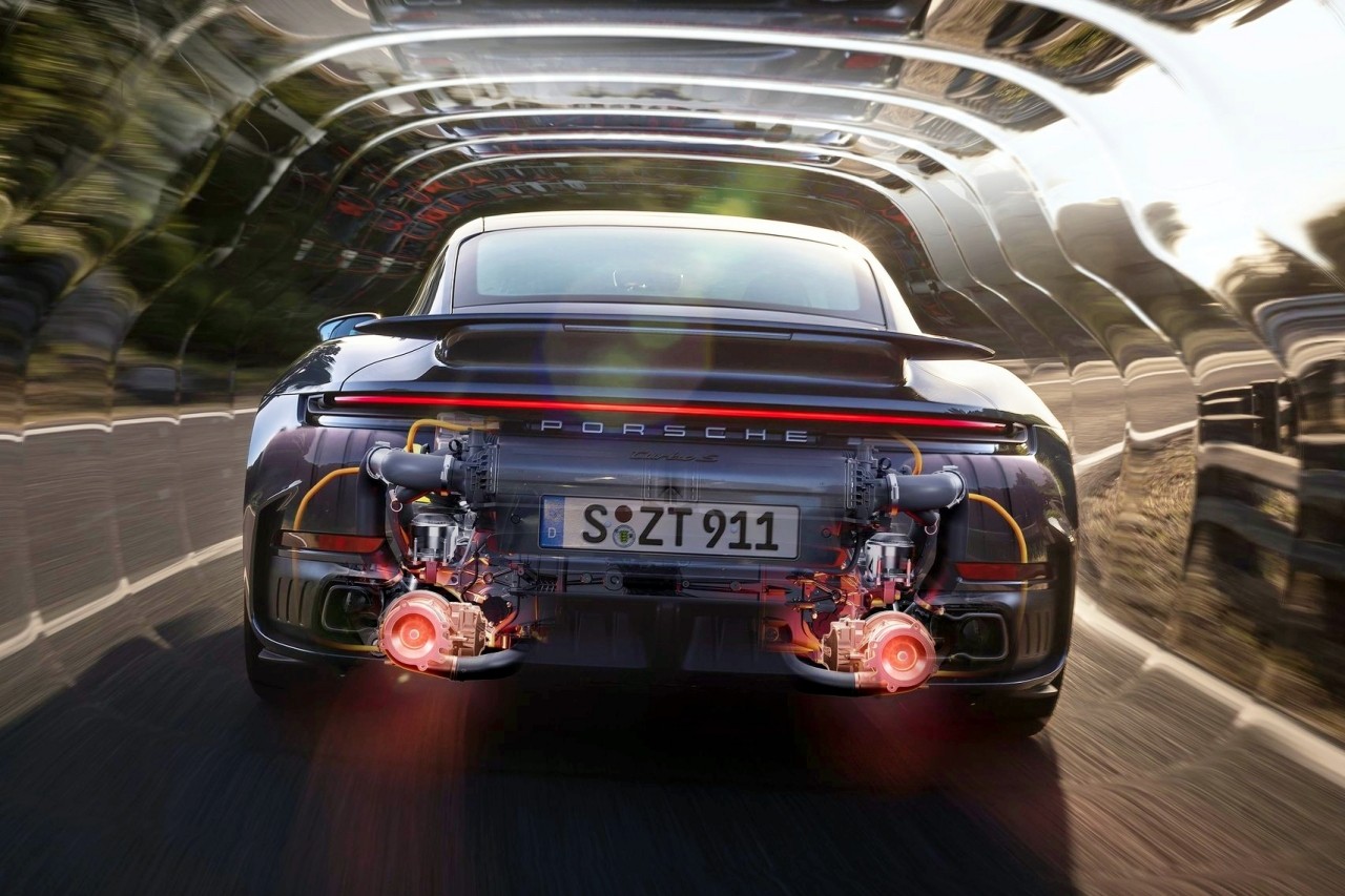 "이번에도 속였다"... 故 이건희 회장도 아끼던 포르쉐, 역대급 괴물로 변신