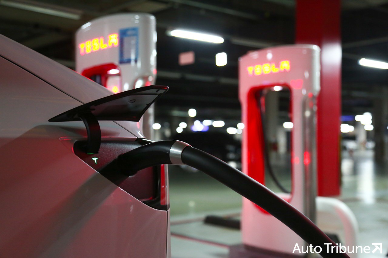 "기름값 무서워 못 타겠다"... 중고차 시장, 감가 대신 유지비가 구매 1순위