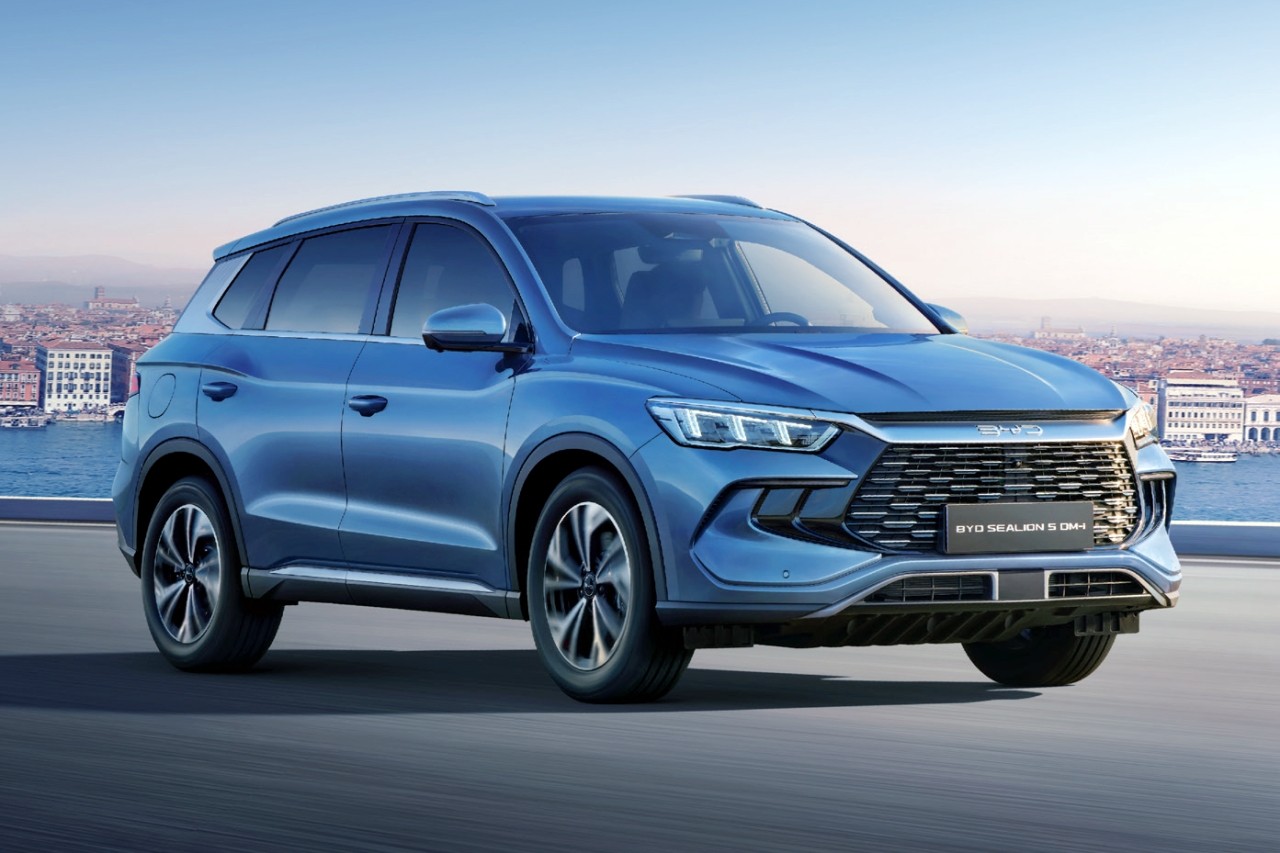 "한 번 주유로 1015km"... BYD 씨라이언 05 DM-i, SUV 판도 뒤흔드나