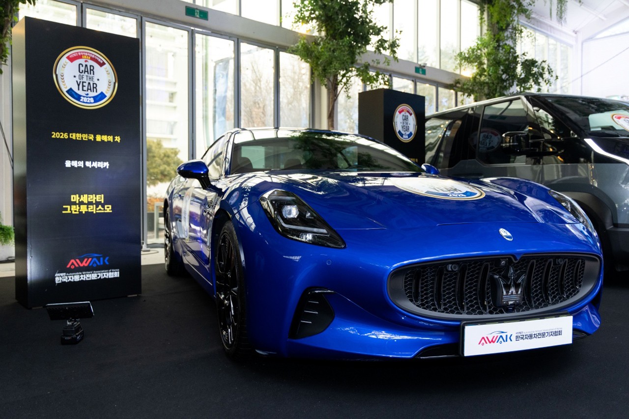 한국자동차전문기자협 '2026 올해의 럭셔리카'를 수상한 그란투리스모 /사진=마세라티 코리아