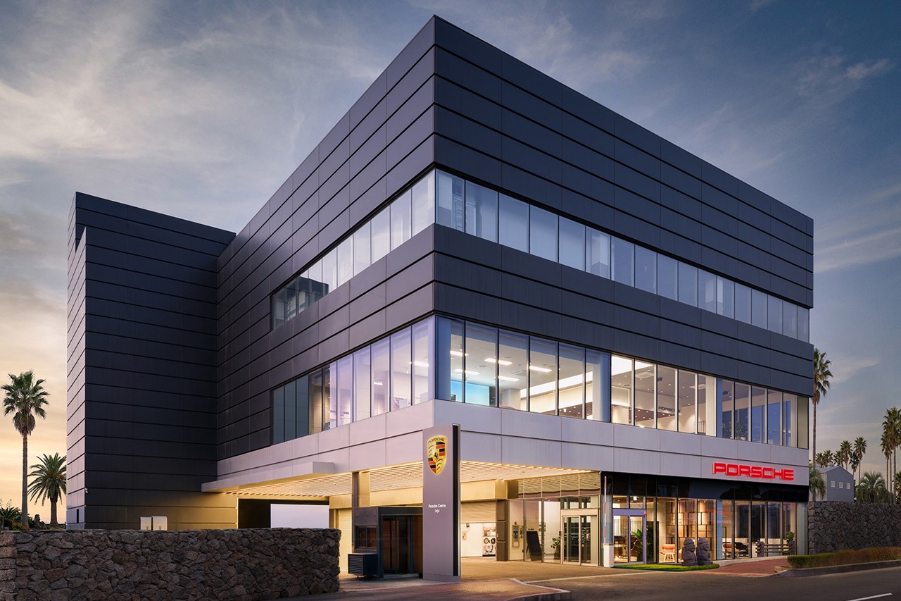 "현무암 품은 포르쉐"... 제주 공식 전시장 오픈, 수리부터 출고까지 한 번에