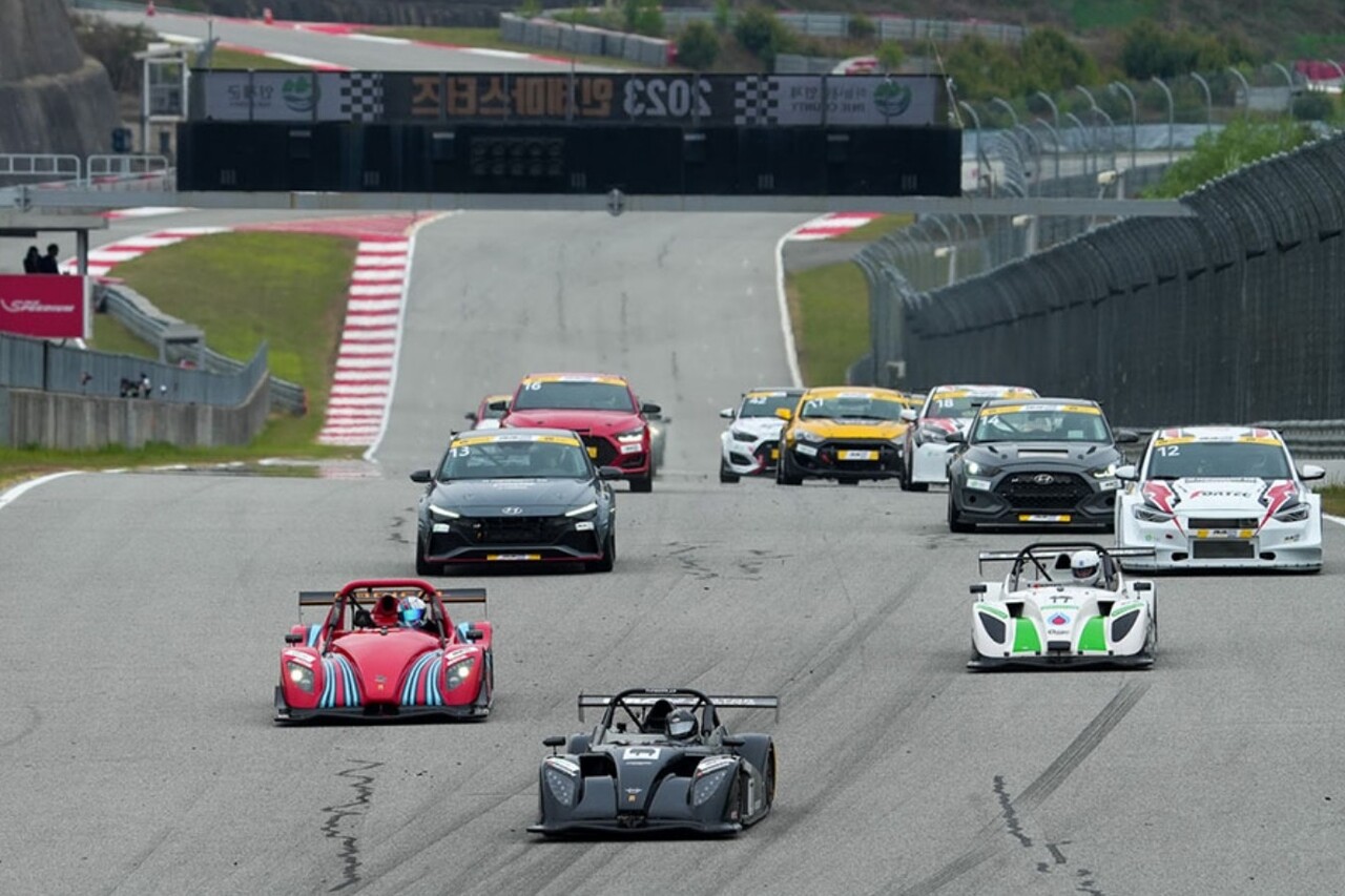 ▲인제 마스터즈 경기 모습(사진=인제스피디움)