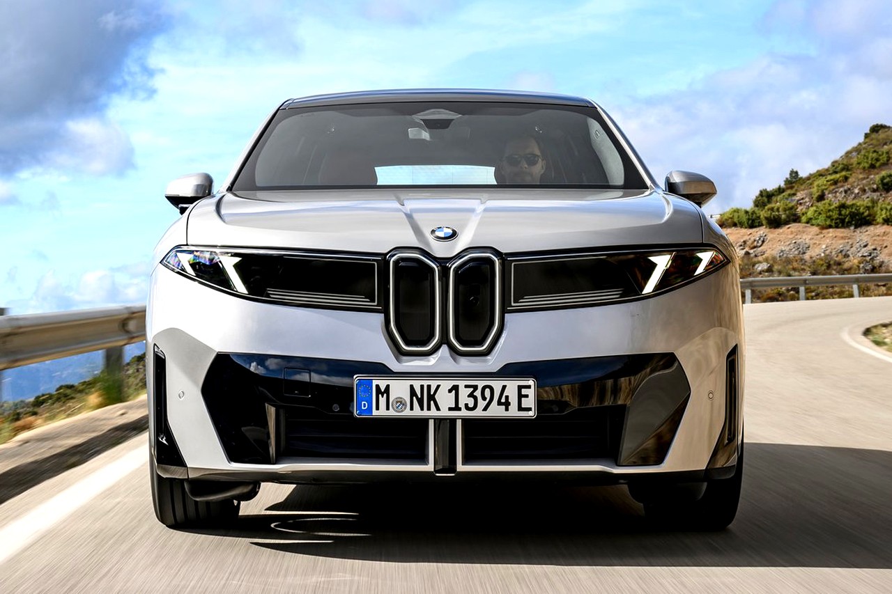 "딱 3일 만에 2천대 돌파 "... BMW iX3, 한국에서 인기 폭발한 이유는?