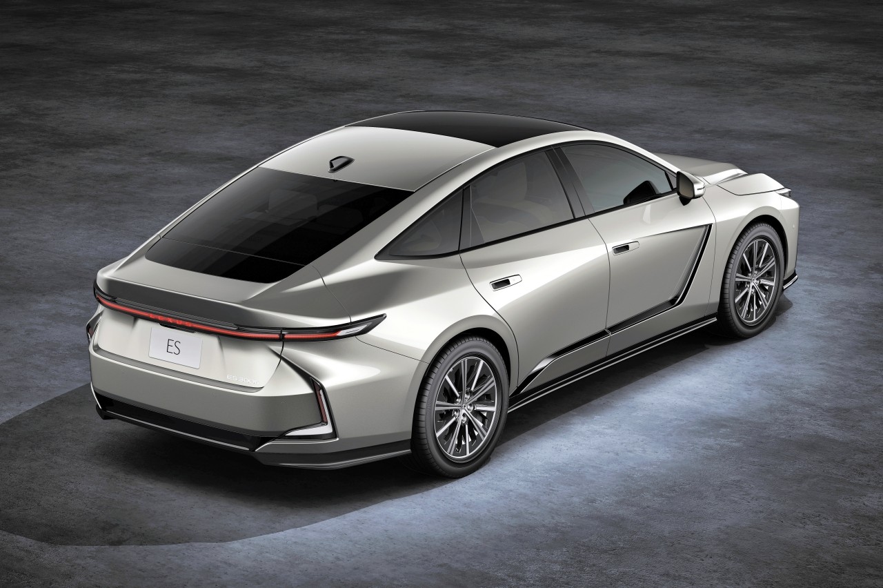 신형 ES 300h /사진=렉서스