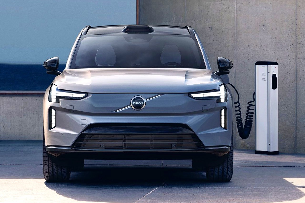 "무려 4천만 원 이득"... 4월 출시되는 볼보 EX90, 국내 판매 가격은?