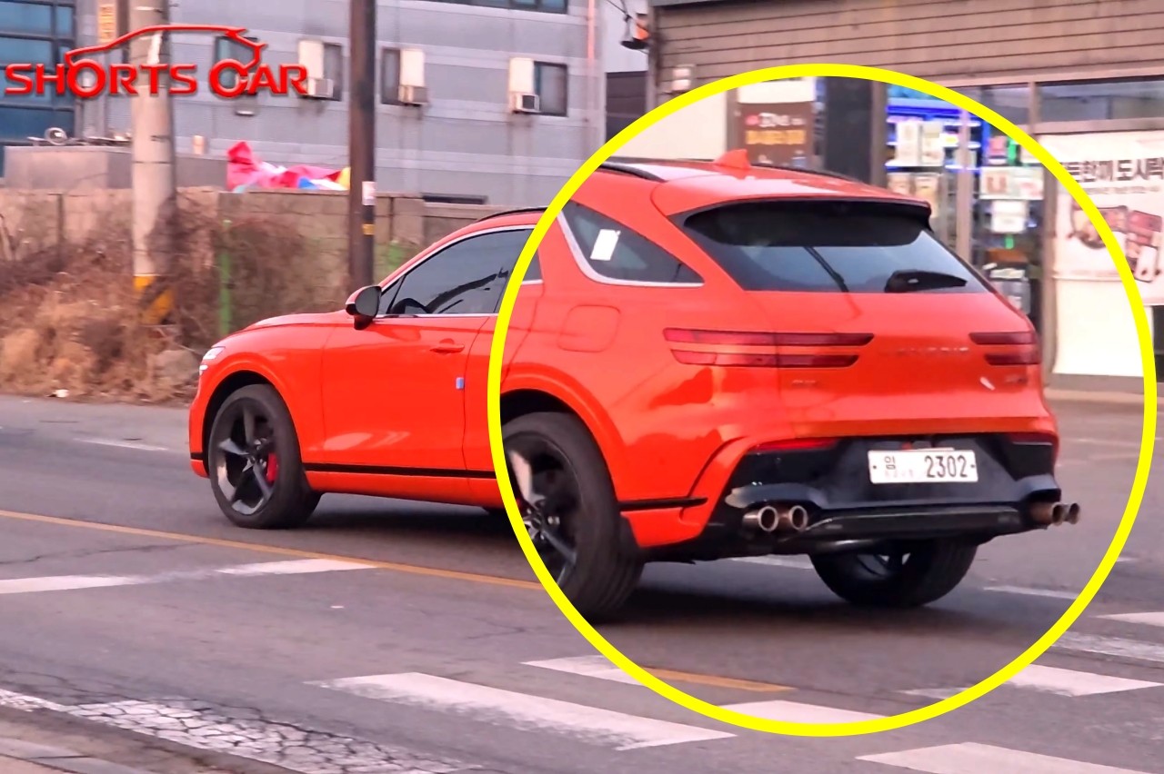 "조용한 럭셔리는 끝"... 500마력 슈퍼 SUV, 제네시스 GV70 마그마 '포착'