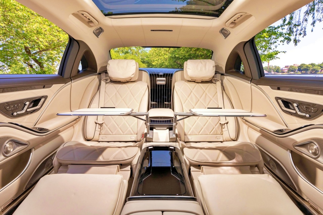 "4억 원 끝판왕 타이틀 깨졌다"..마이바흐 S클래스, 돌연 6024만 원 할인