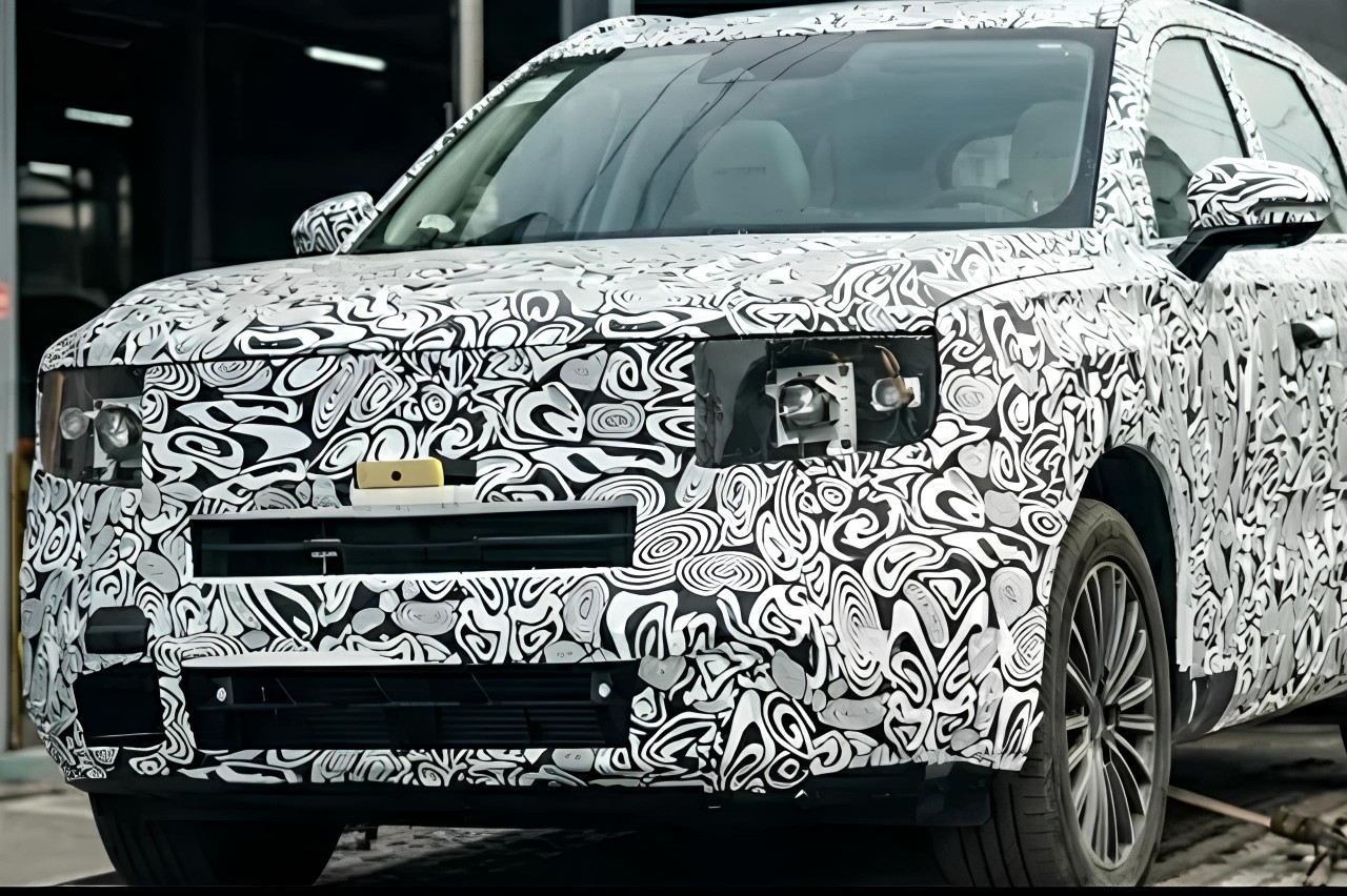 KGM 차세대 렉스턴 테스트카 스파이샷 /사진=온라인 커뮤니티