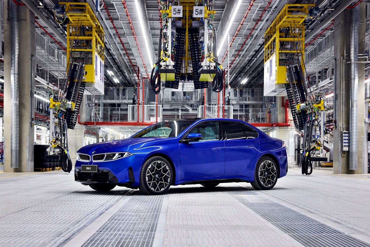"로봇이 98% 만든다"... BMW, 1조 투입 뮌헨 공장서 'i3' 8월 공식 양산