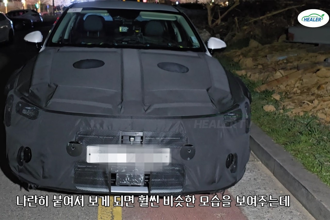 K5 2차 부분변경 스파이샷 /사진=유튜브 '힐러 Healer TV'