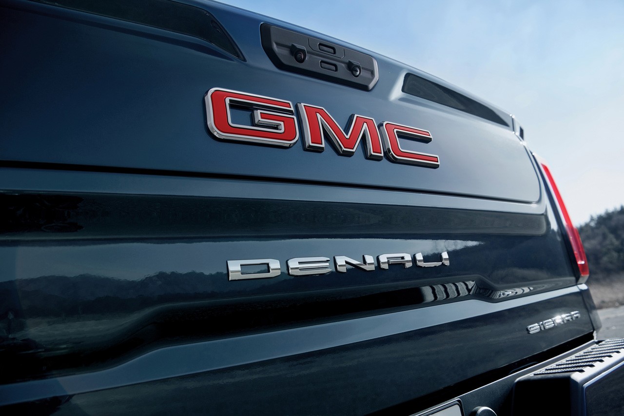 GMC 시에라 스칼렛 나이트 에디션 /사진=한국GM