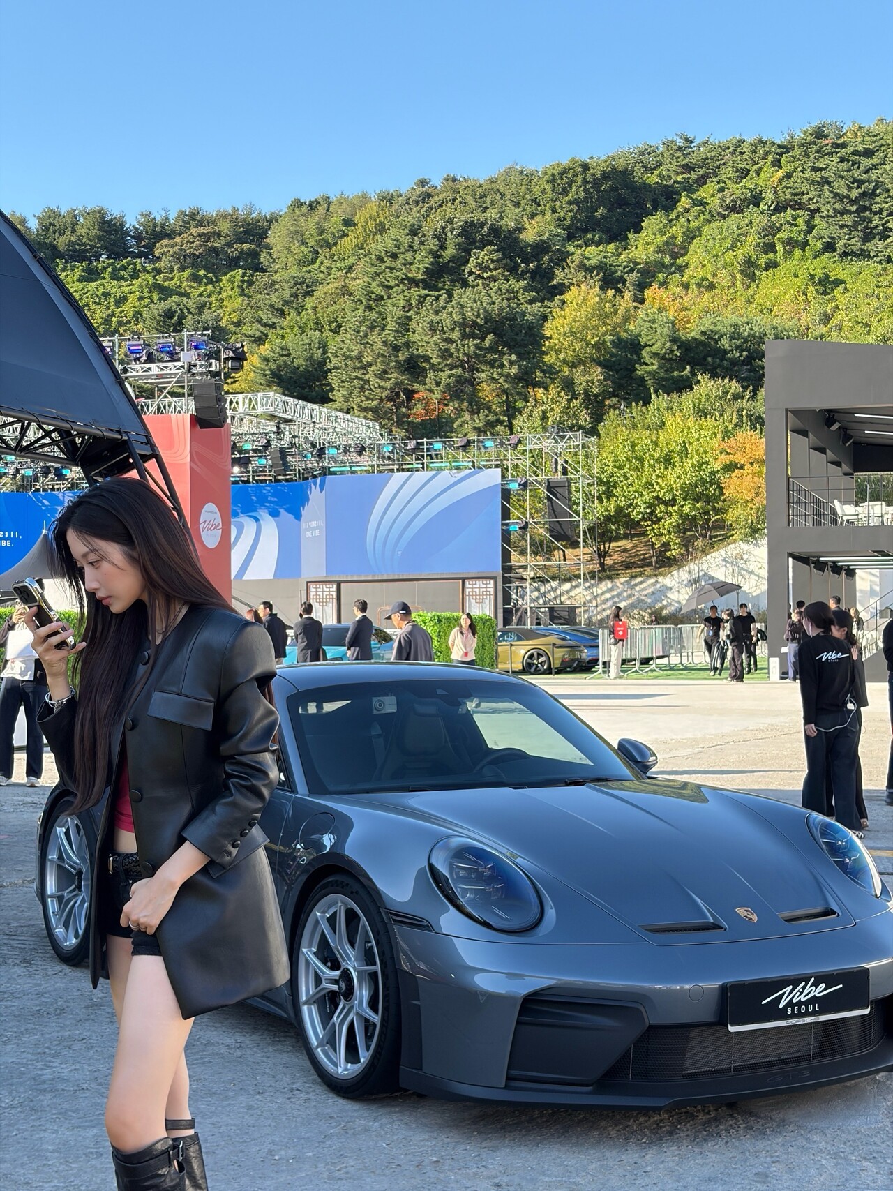 포르쉐 행사장에 참석한 배우 문가영 /사진=문가영 SNS