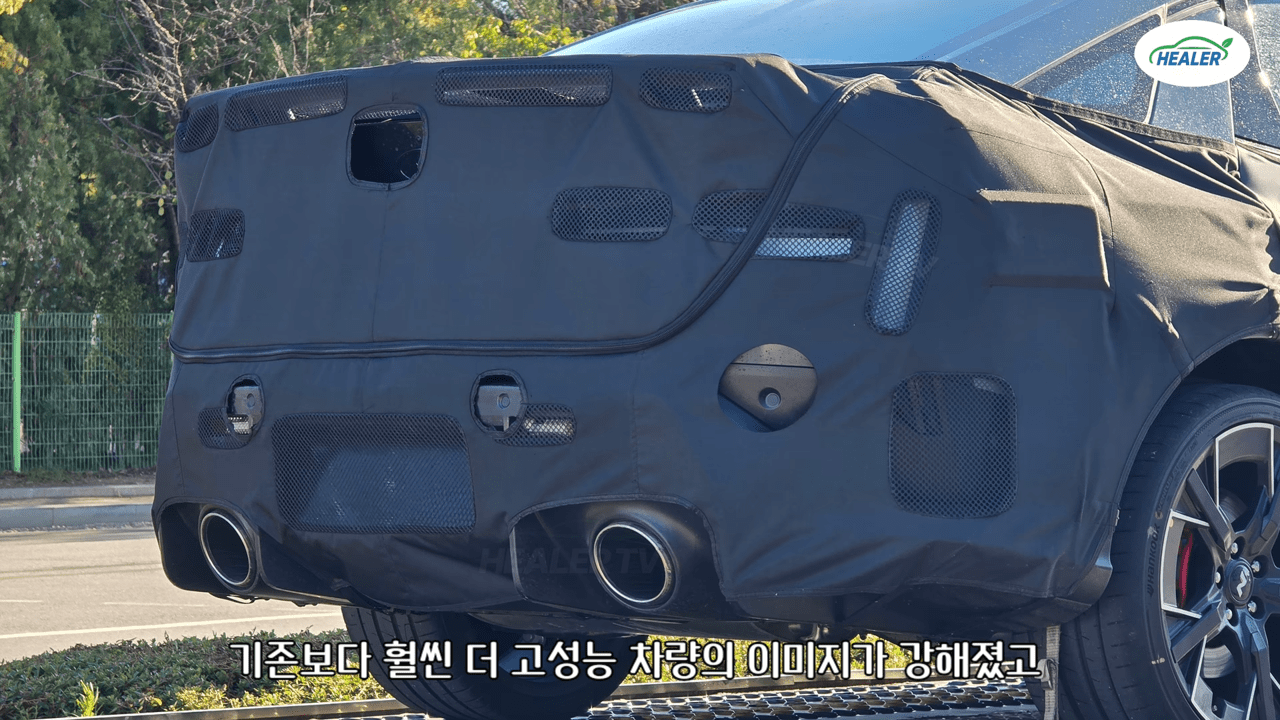 현대 신형 아반떼 N 스파이샷 /사진=유튜브 '힐러 Healer TV'