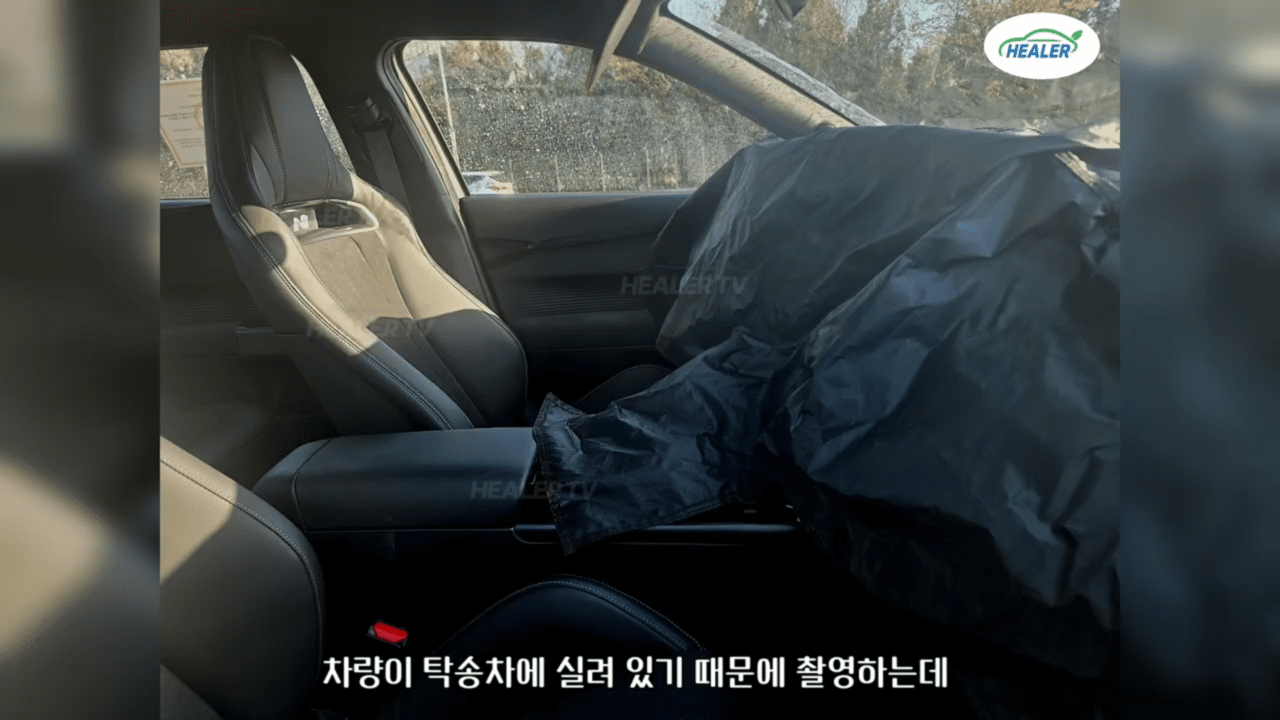 현대 신형 아반떼 N 스파이샷 /사진=유튜브 '힐러 Healer TV'